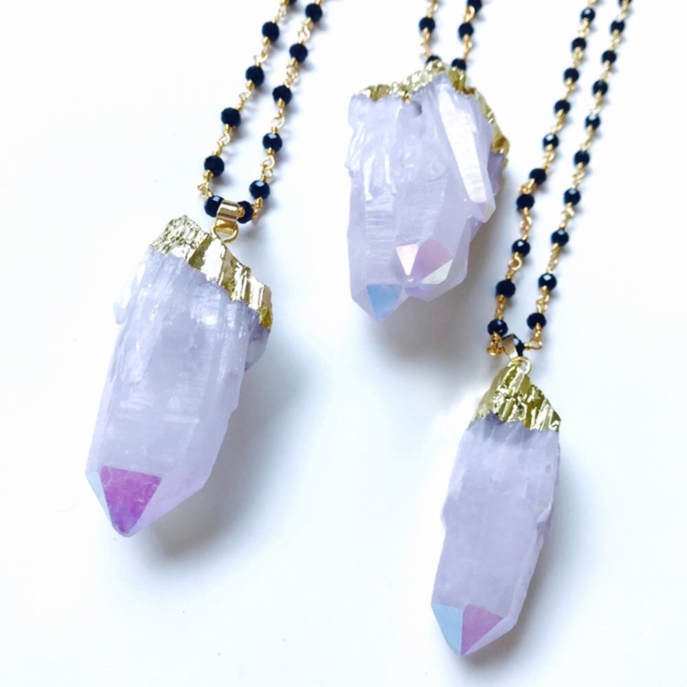 ✨NEW✨Angel Aura Crystal Necklace